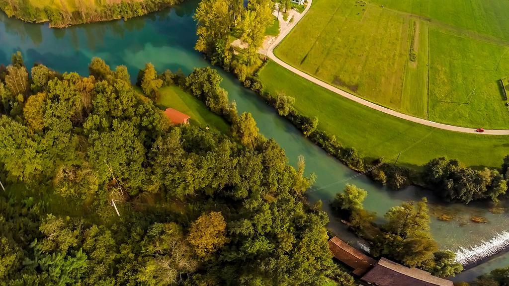 Lahinja & Kolpa River Apartments Metlika Buitenkant foto